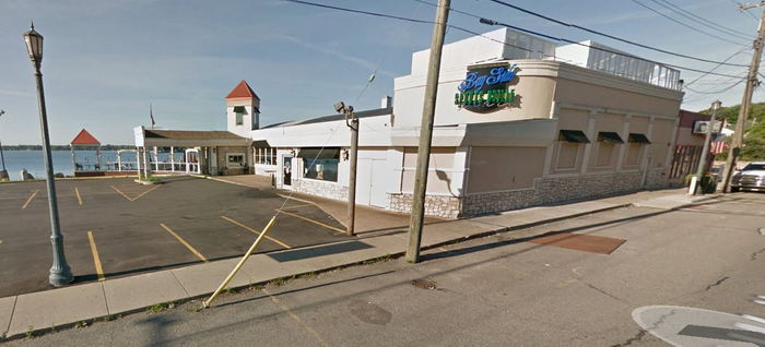 Dick Morris Chevrolet (Walled Lake Chrysler Plymouth) - 2015 Street View (newer photo)